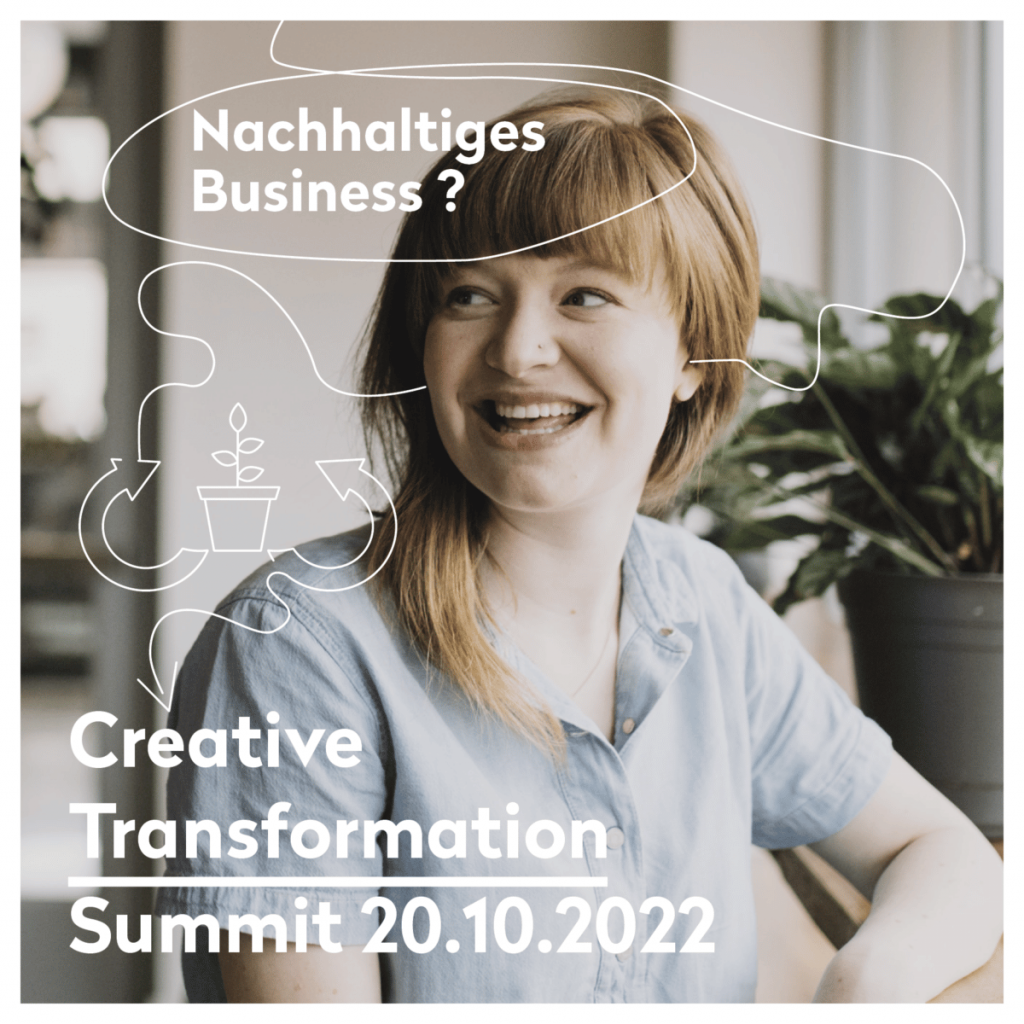 Blonde, lächelnde Frau,Creative Transformation Summit 2022